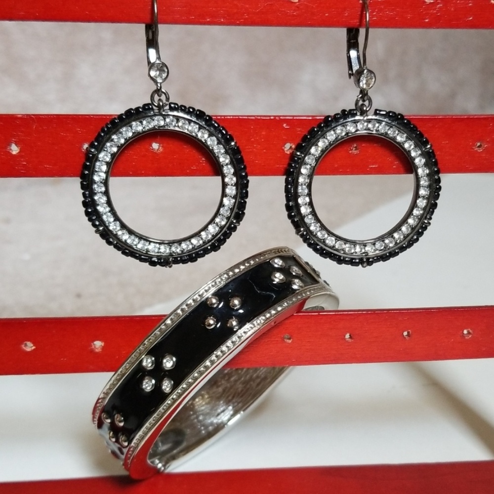 Bracelet/earring set